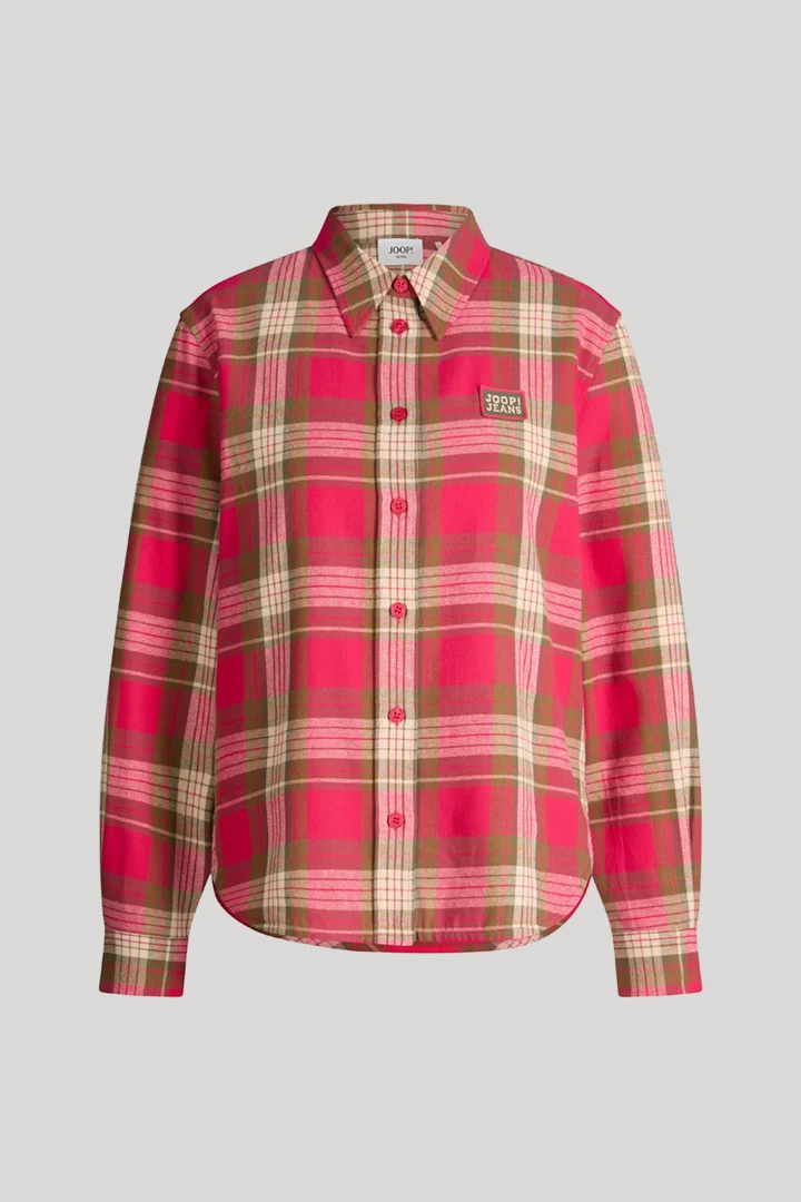Leads to product detail page "Cotton shirt in pink and olive chequered pattern"