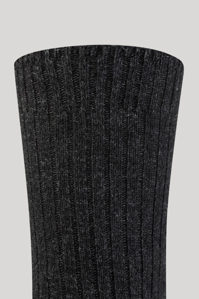 Führt zu Produktdetailseite „Men Premium Socken aus Wollmix in Grau"