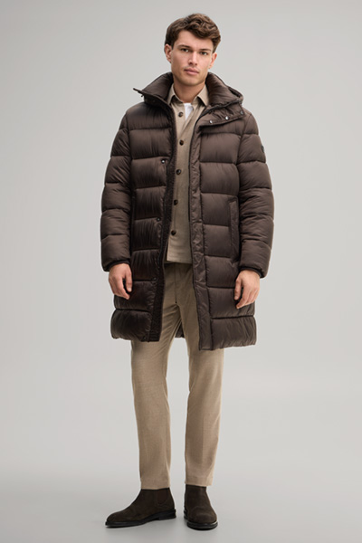 Leads to product detail page "Quilted coat with hood in dark brown"
