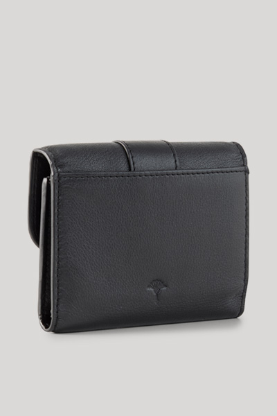 Leads to product detail page "Panarea alida wallet in black"