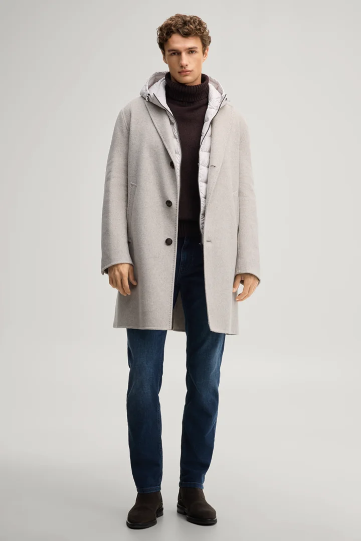 Führt zu Produktdetailseite „Mantel mit Inlay in Hellbeige"
