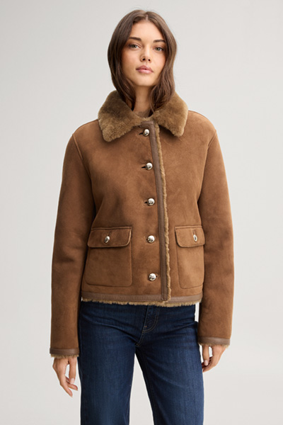 Leads to product detail page "Brown lambskin shirt jacket"