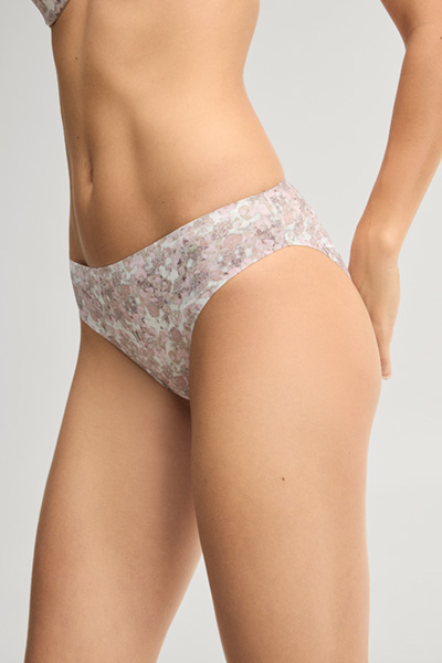 Leads to product detail page "pack of 2 briefs in light pink and white with an all-over floral print"
