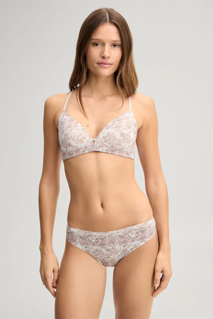 Leads to product detail page "T-shirt bra in pink and white with an all-over floral print"