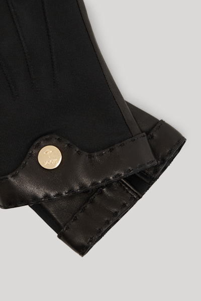 Leads to product detail page "Lined gloves in black"
