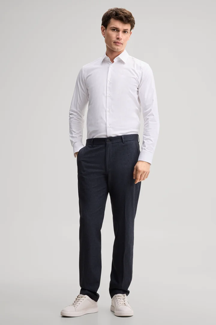 Führt zu Produktdetailseite „Hose in Navy"