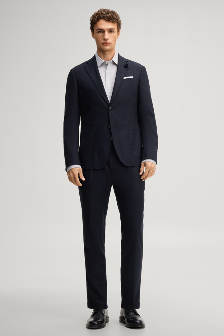 Leads to look detail page “Mix & Match Set in Navy”