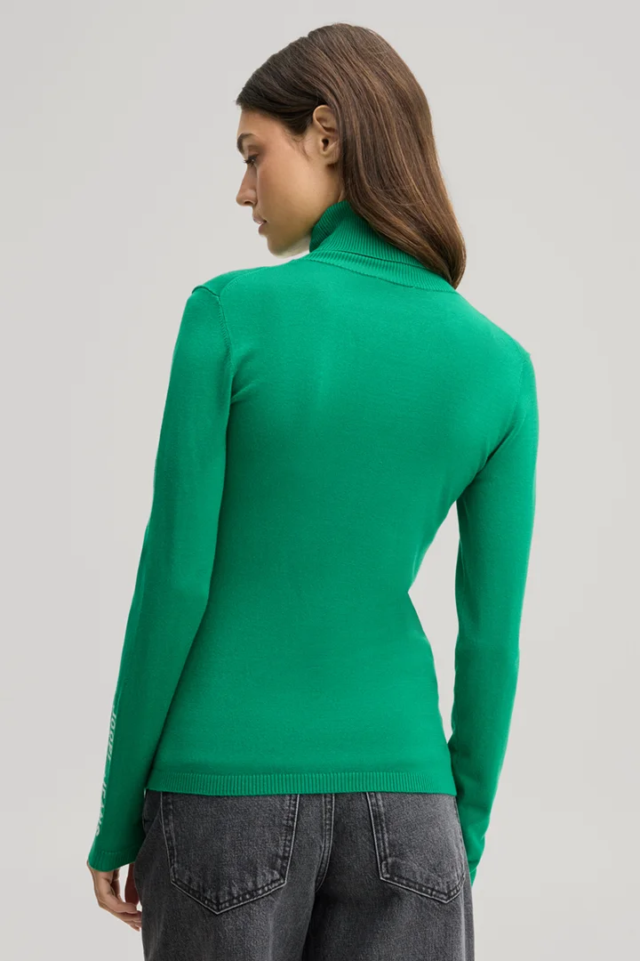 Führt zu Produktdetailseite „Viskose-Rollkragen-Pullover in Grün"