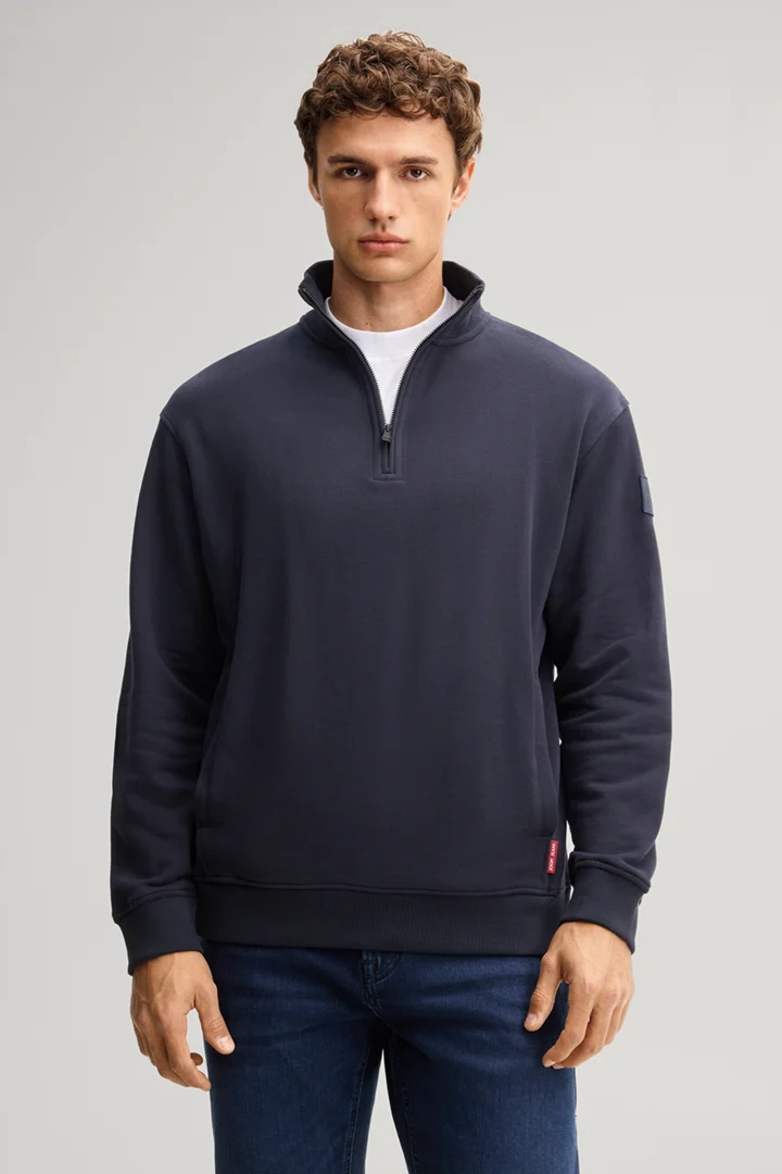 Führt zu Produktdetailseite „Sweatshirt mit Zipper in Dunkelblau"