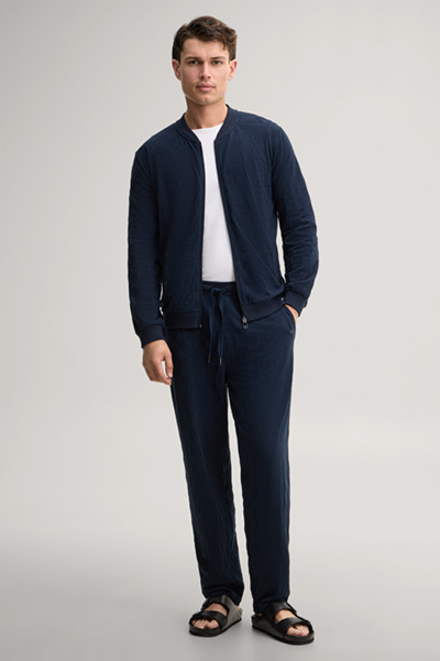 Leads to product detail page "Dark blue loungewear trousers"