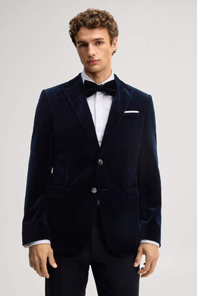Leads to product detail page "Navy velvet suit jacket"