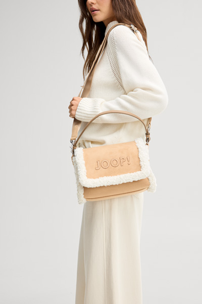 Führt zu Produktdetailseite „Schultertasche Calduccio Riccio Issie in Beige"