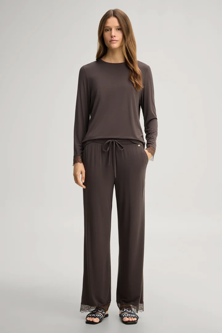 Führt zu Produktdetailseite „Loungewear-Hose in Dunkelbraun"
