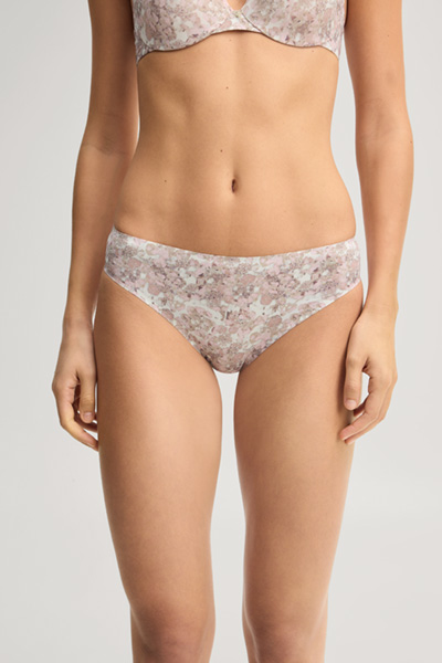 Leads to product detail page "pack of 2 briefs in light pink and white with an all-over floral print"
