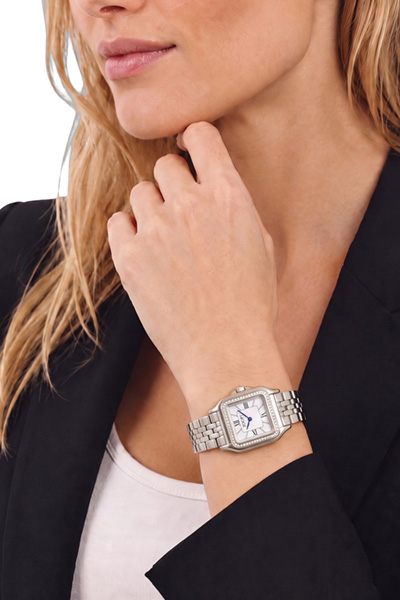 Führt zu Produktdetailseite „Damen-Armbanduhr in Silber"