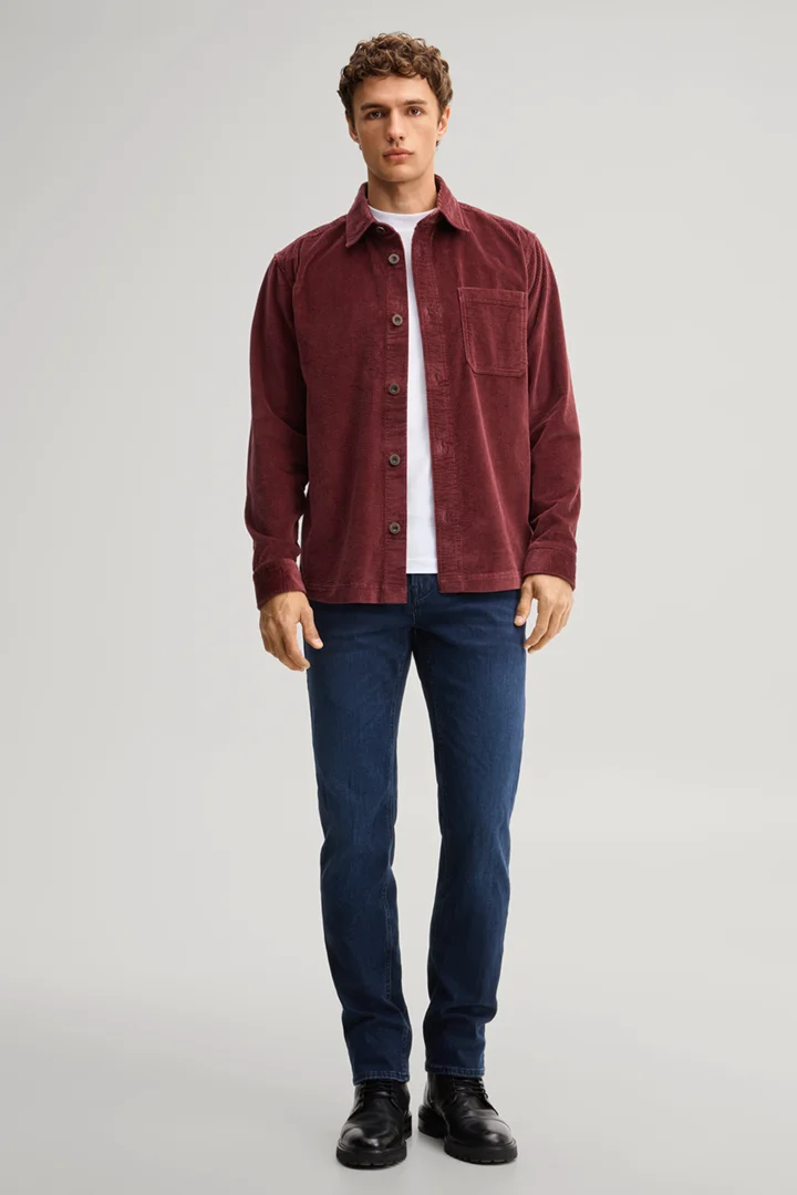 Leads to product detail page "Red Corduroy Overshirt"