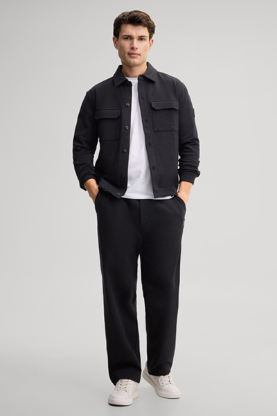 Führt zu Produktdetailseite „Sweat-Overshirt in Schwarz"
