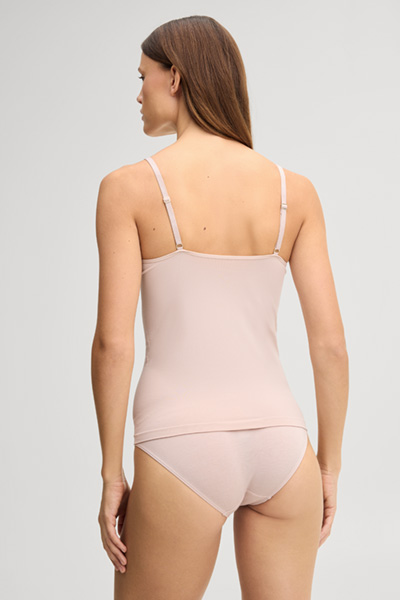 Leads to product detail page "Light pink loungewear top"