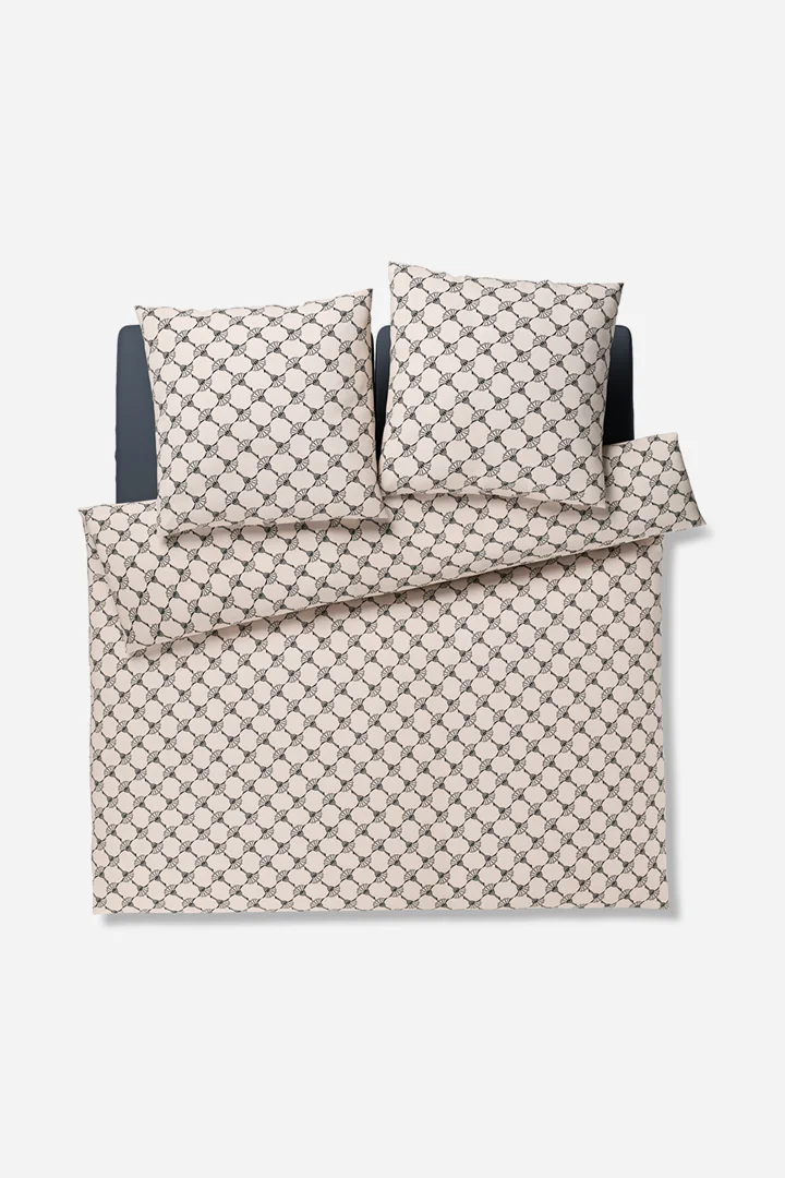 Leads to product detail page "JOOP! soft cornflower bed linen in beige/blue"