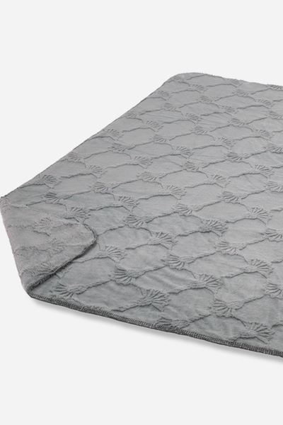 Führt zu Produktdetailseite „Plaid JOOP! SUBLIME in Grau"