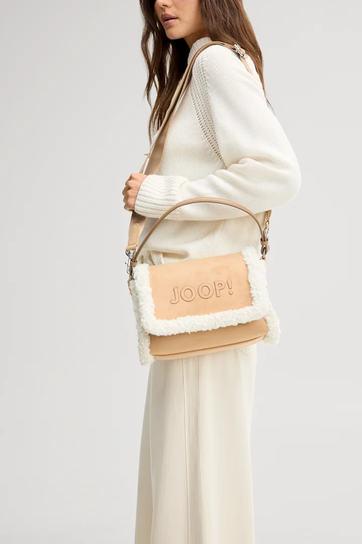 Führt zu Produktdetailseite „Schultertasche Calduccio Riccio Issie in Beige"