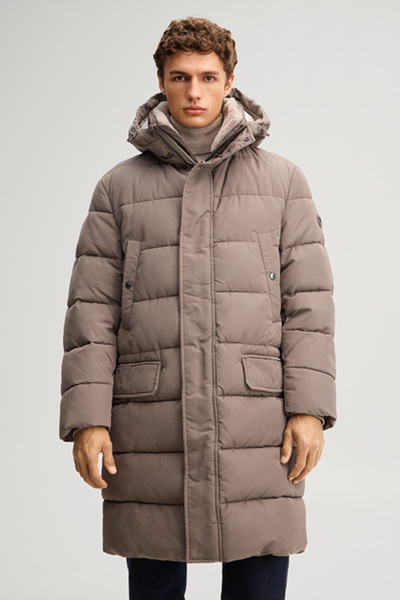 Leads to product detail page "Quilted coat with hood in taupe"