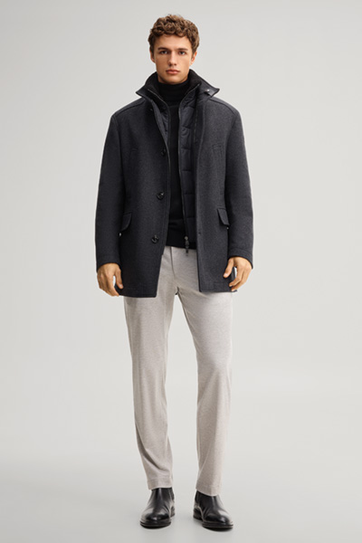 Leads to product detail page "Wool-blend jacket with an inlay in anthracite"