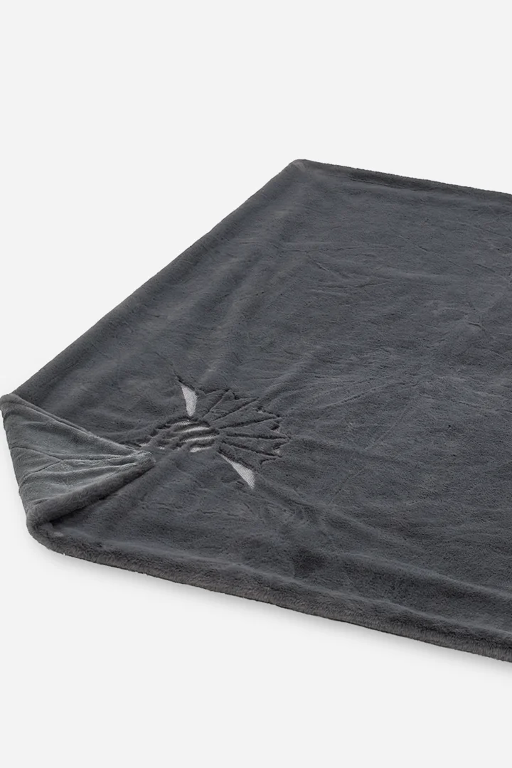 Führt zu Produktdetailseite „Plaid JOOP! TENDER in Grau"