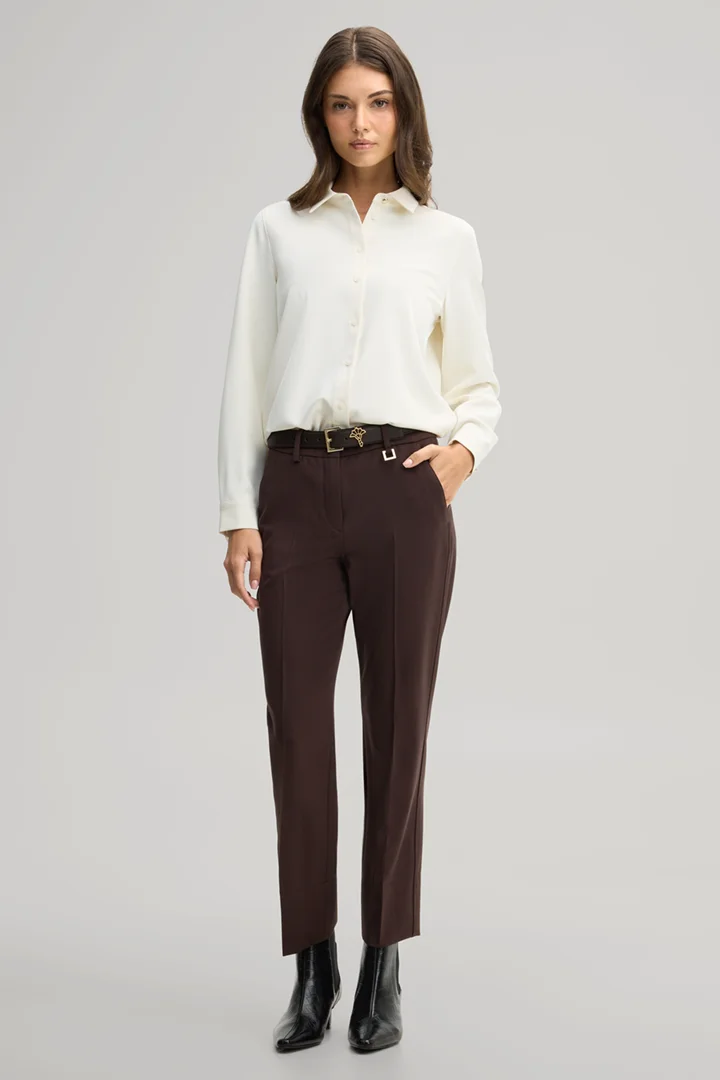 Leads to product detail page "Ecru Shirt Blouse"