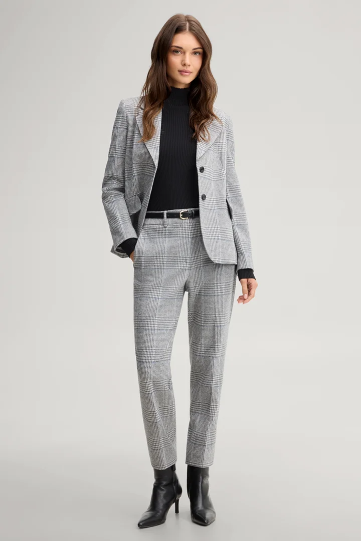 Leads to product detail page "Grey and ecru checked jersey blazer"