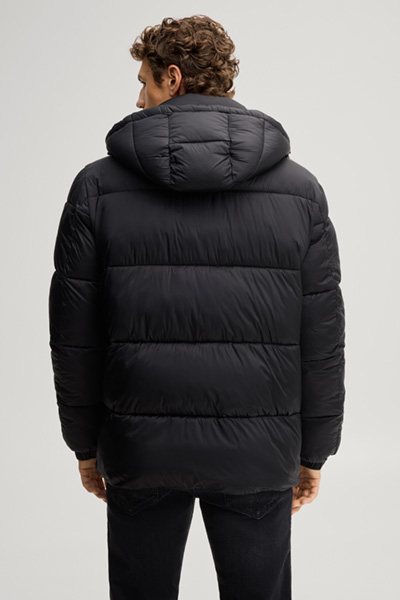 Leads to product detail page "Black hooded quilted jacket"