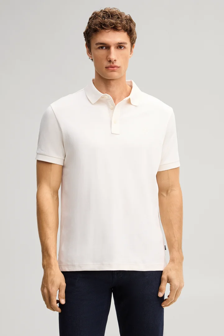 Führt zu Produktdetailseite „Poloshirt in Offwhite"