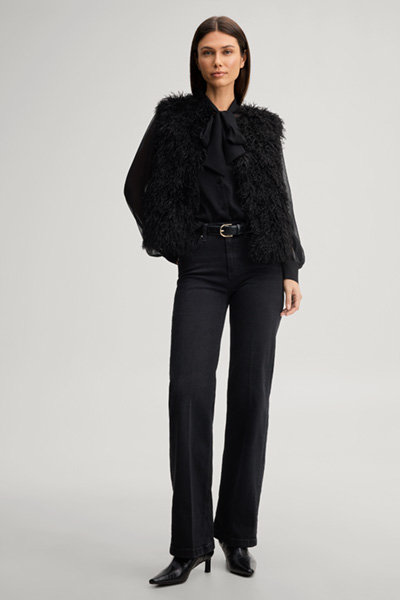 Leads to product detail page "Black chiffon bow tie blouse"