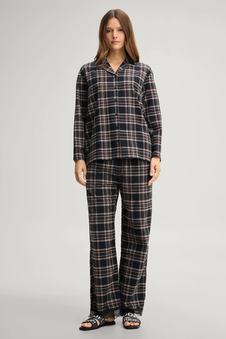 Führt zu Produktdetailseite „Loungewear Shirt in Blau/Beige kariert"