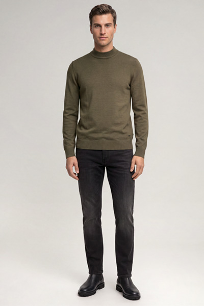 Leads to product detail page "Dark green virgin wool crew-neck jumper"