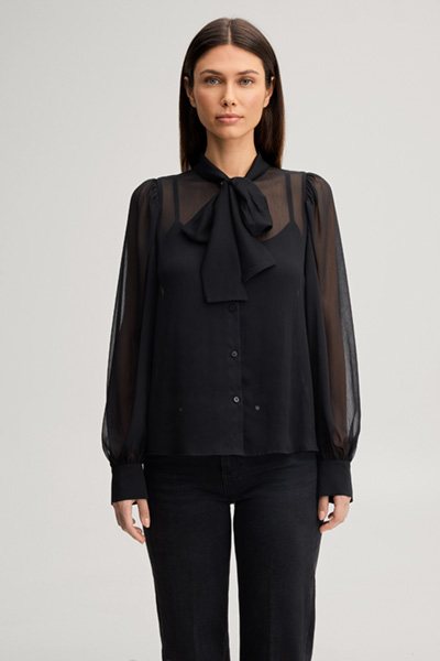 Leads to product detail page "Black chiffon bow tie blouse"