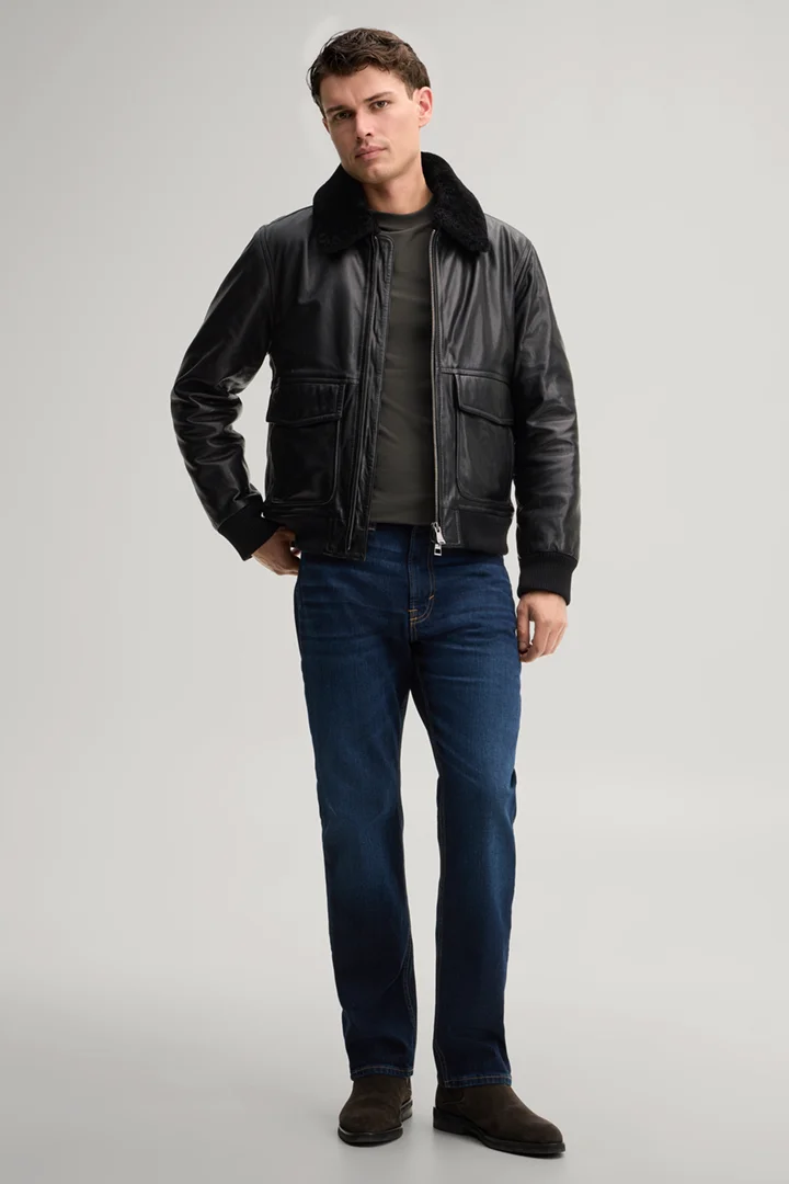 Führt zu Produktdetailseite „Lederjacke aus Lammnappa in Schwarz"