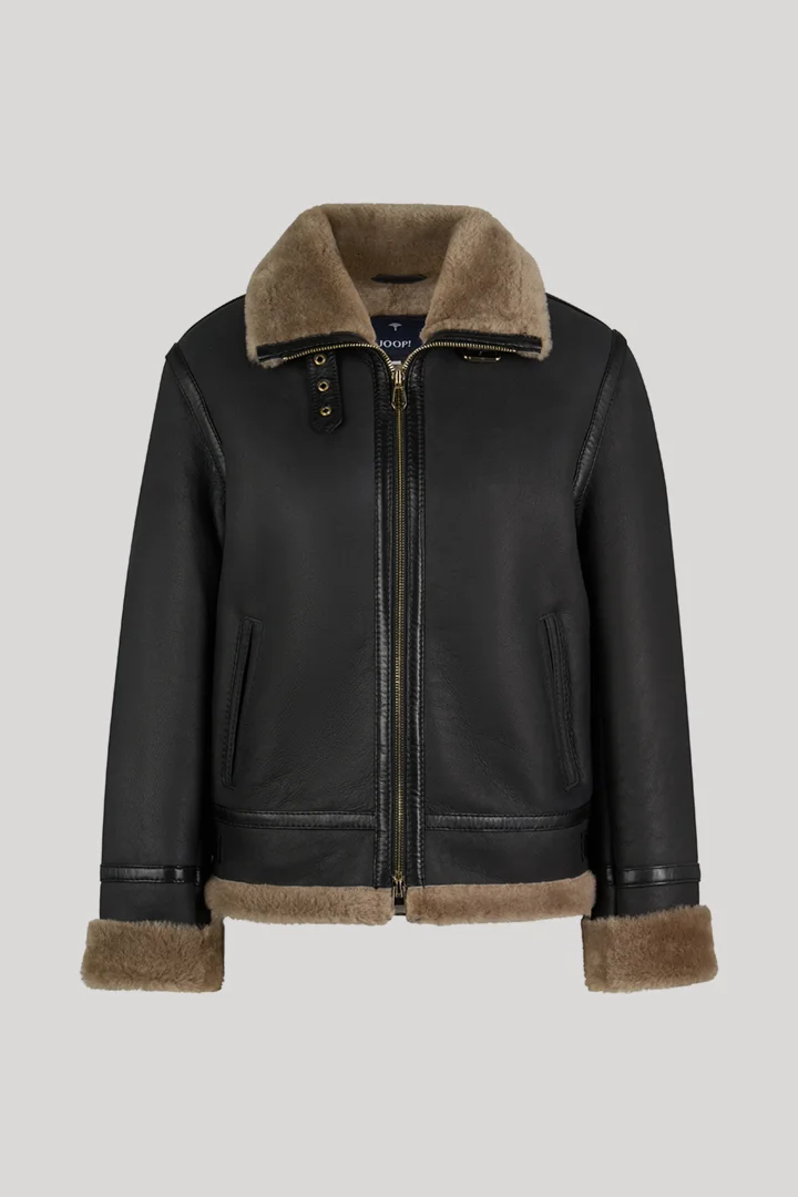 Leads to product detail page "Black lambskin biker jacket with beige fur"