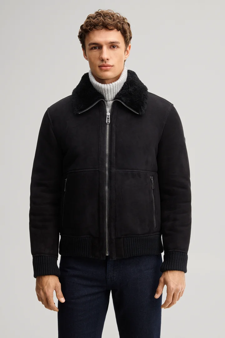 Leads to product detail page "Black lamb suede jacket"
