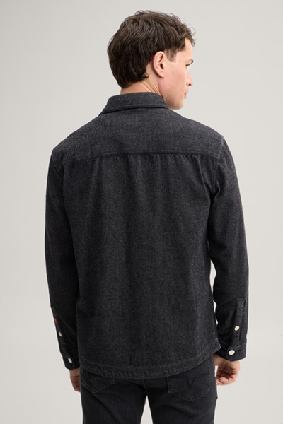 Leads to product detail page "Navy cotton-blend shirt"