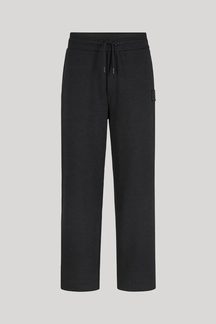 Führt zu Produktdetailseite „Sweathose in Schwarz"
