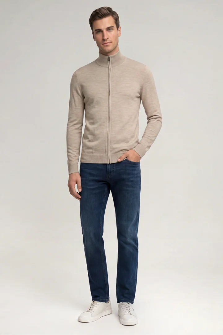 Leads to product detail page "Light beige virgin wool cardigan"