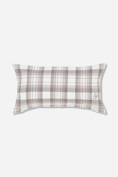 Leads to product detail page "JOOP! soft frames bed linen in cream"