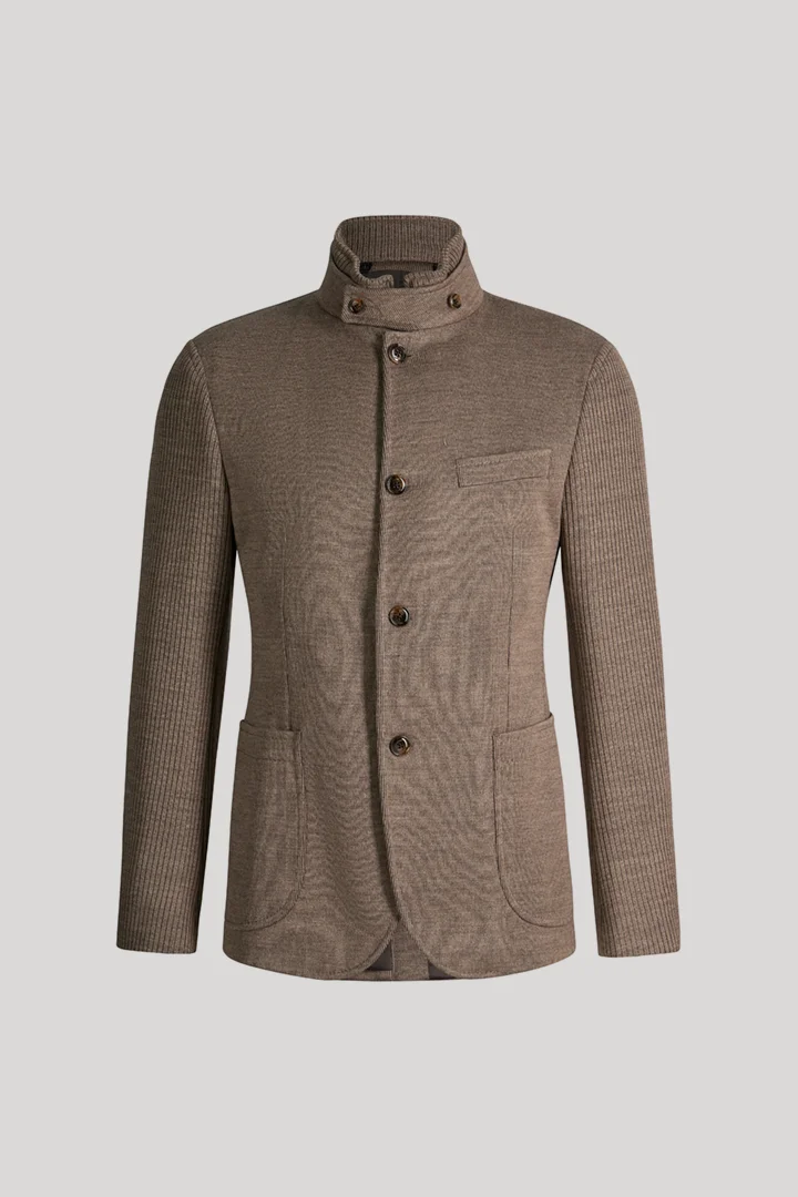 Leads to product detail page "Light brown suit jacket with a stand-up collar"