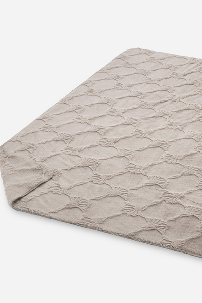 Führt zu Produktdetailseite „Plaid JOOP! SUBLIME in Taupe"
