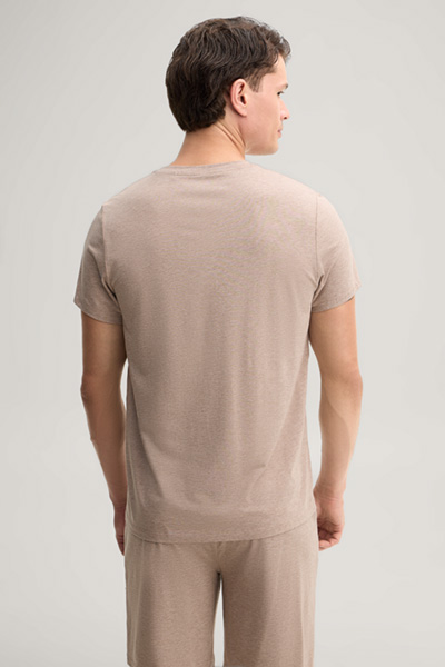 Leads to product detail page "Beige loungewear t-shirt"