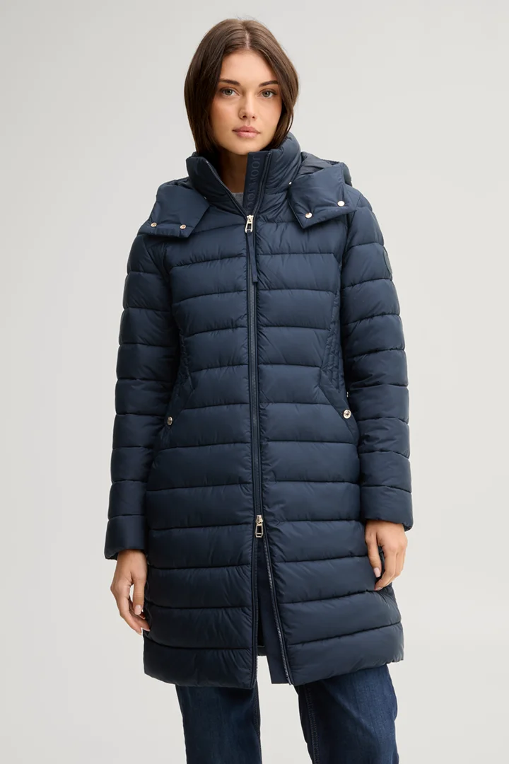 Führt zu Produktdetailseite „Steppmantel mit Kapuze in Navy"