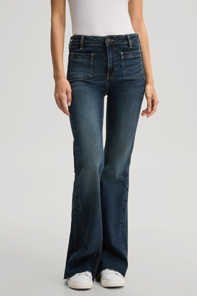 Leads to product detail page "Dark blue washed bootcut jeans"