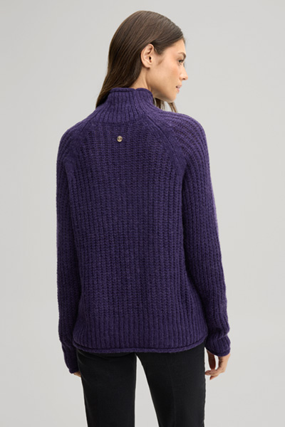 Führt zu Produktdetailseite „Alpaka-Wollmix Rollkragen-Pullover in Lila"