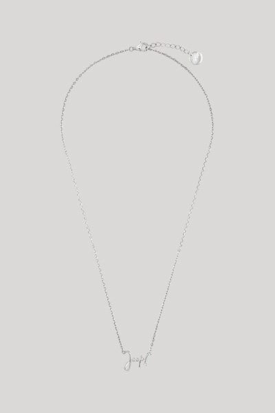 Silver necklace with pendant